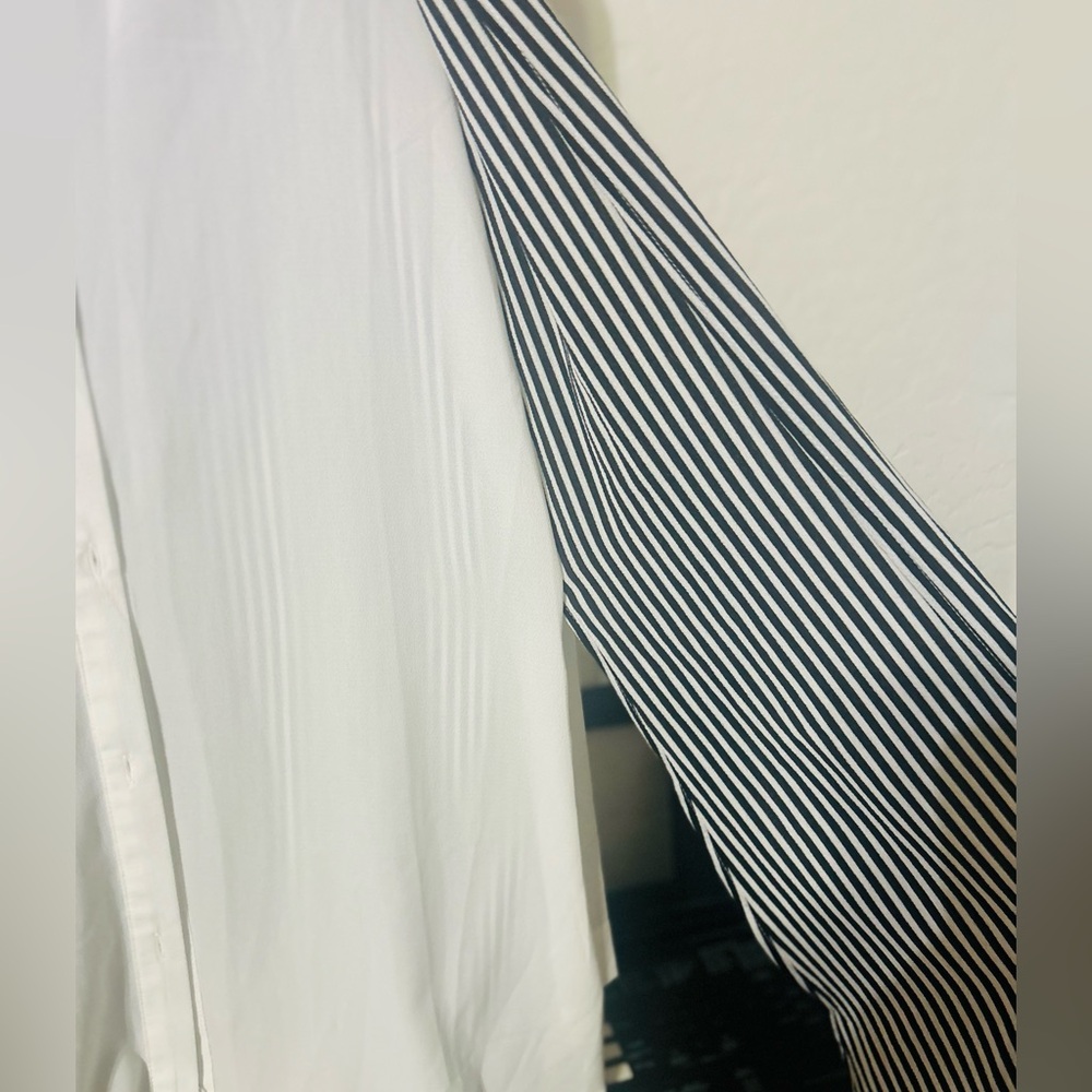 Stripe Blouse •|Open to Trade|• - Picture 4 of 7